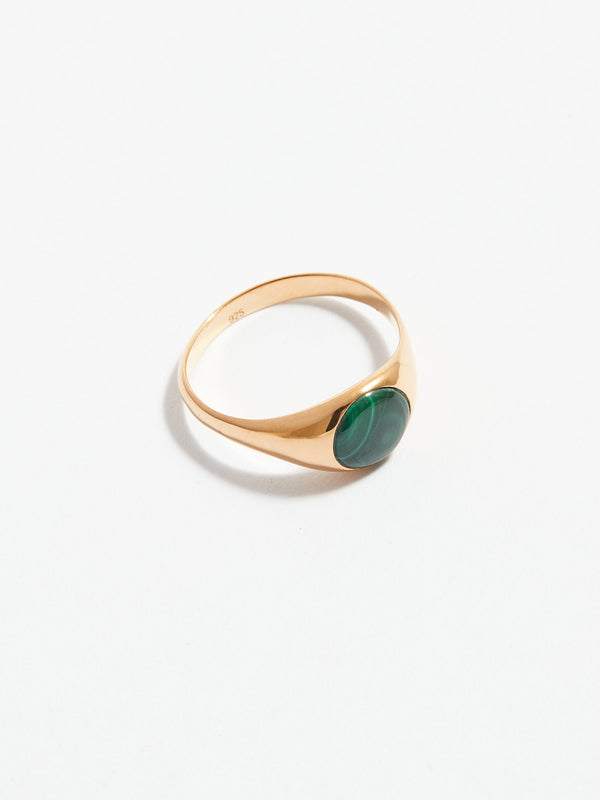 bassike anna beck small stone signet ring in gold-malachite