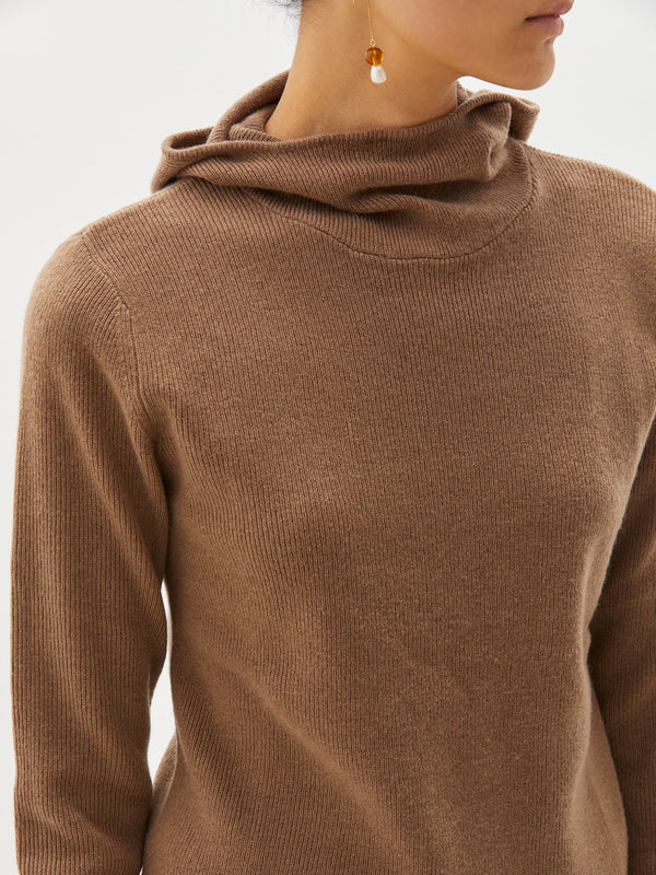 fitted hooded ribbed knit