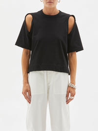 cut out detail s/s t.shirt