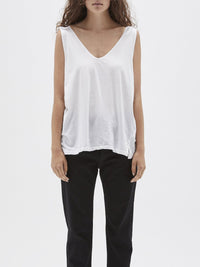 minimal v neck tank