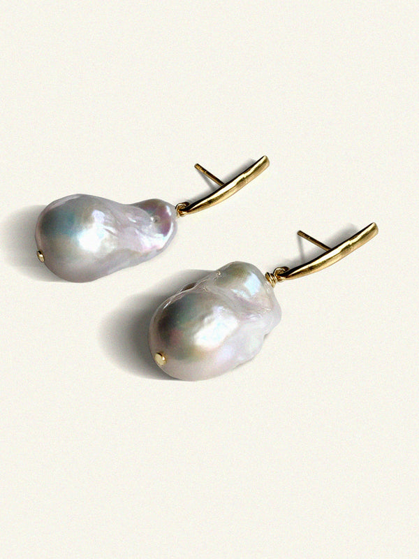 Baroque Pearl Earring